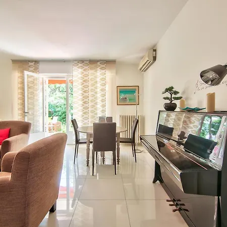 Film Festival Apartment *